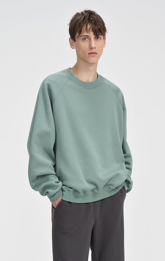 DROP SHOULDER SWEATSHIRT