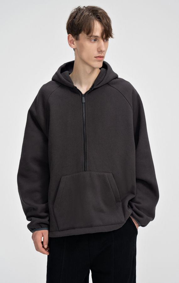 DROP SHOULDER HOODIE