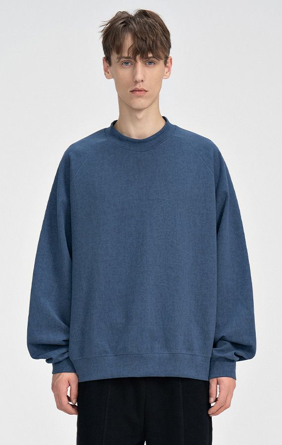 CREW NECK SWEATSHIRT