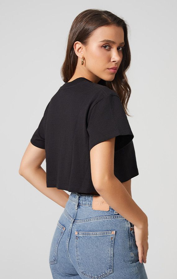 WOMEN'S CROP TOP