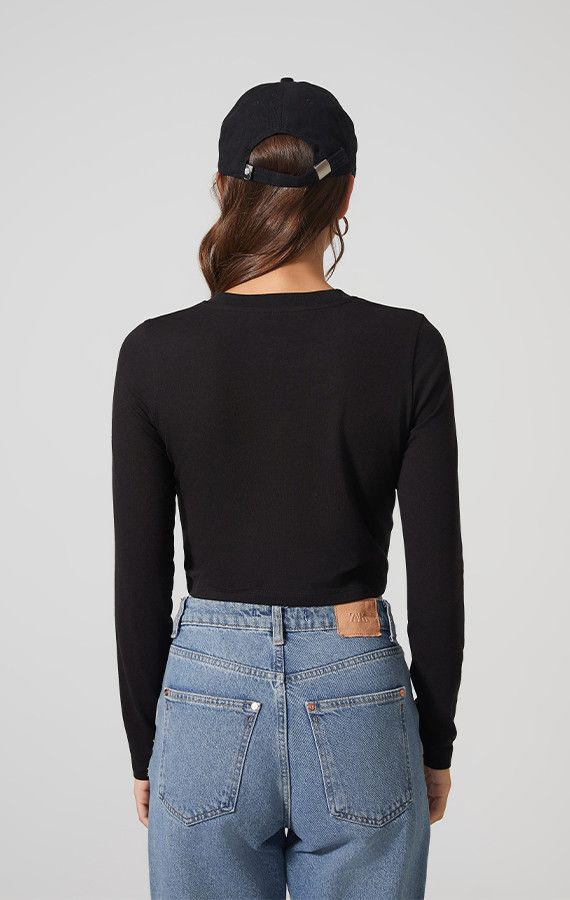 WOMEN'S CROP TOP