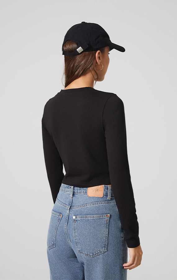 WOMEN'S CROP TOP