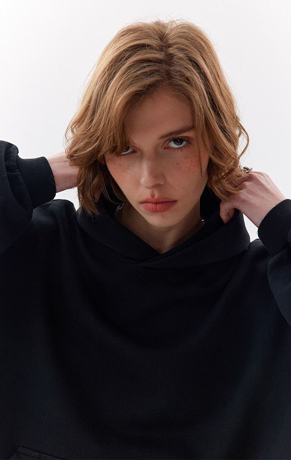 WOMEN'S HOODIES