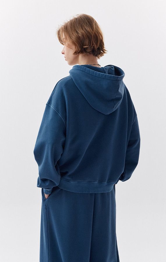 WOMEN'S HOODIES