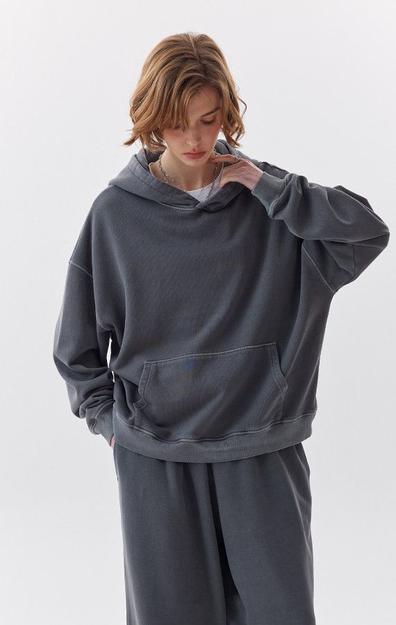 WOMEN'S HOODIES