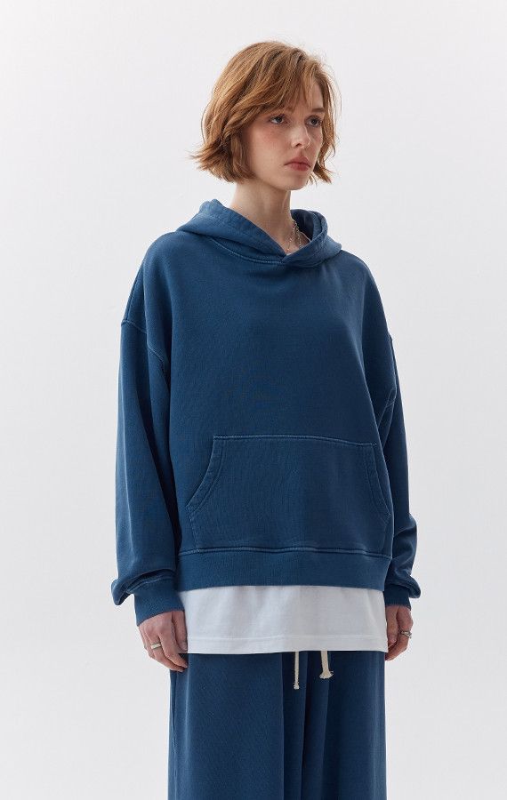 WOMEN'S HOODIES
