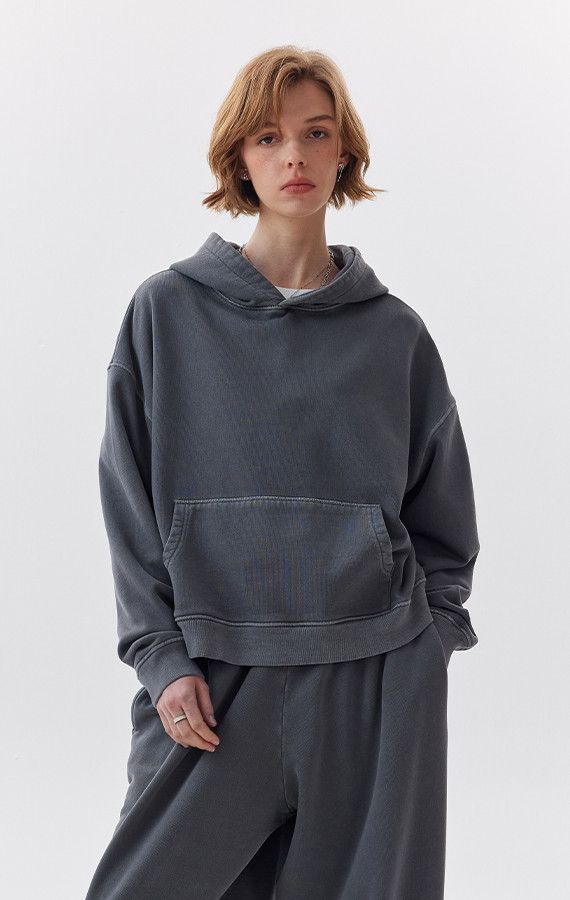 WOMEN'S HOODIES