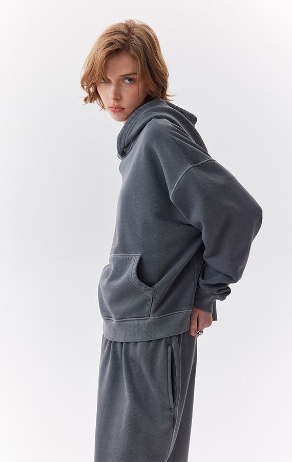 WOMEN'S HOODIES