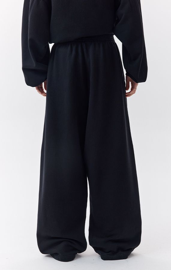 WOMEN'S SWEATPANTS