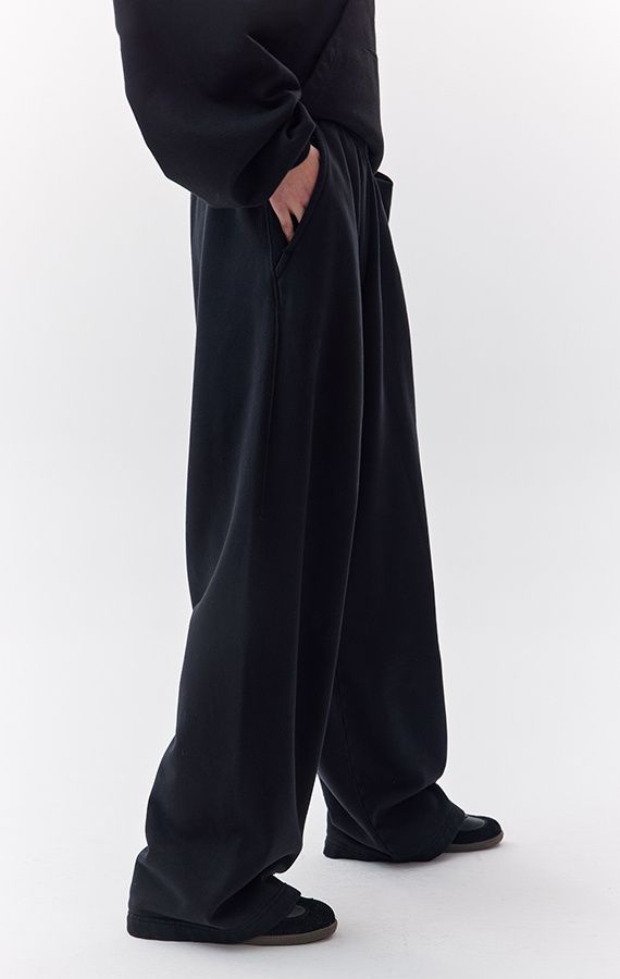 WOMEN'S SWEATPANTS