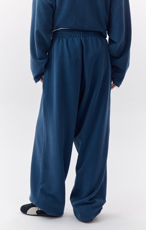 WOMEN'S SWEATPANTS