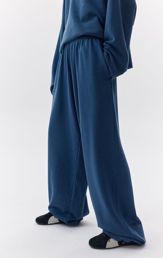 WOMEN'S SWEATPANTS