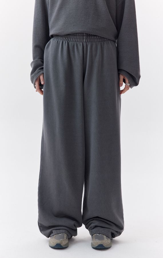 WOMEN'S SWEATPANTS