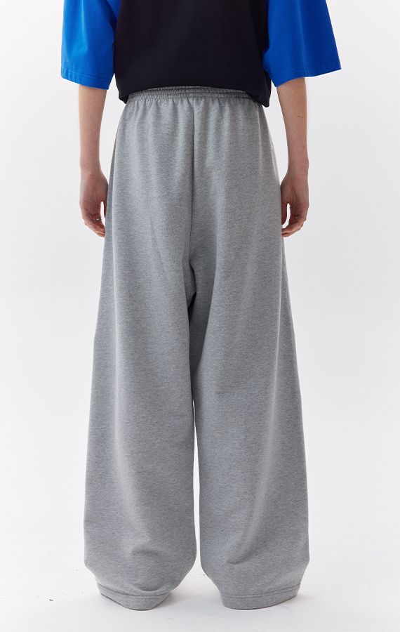 WOMEN'S SWEATPANTS