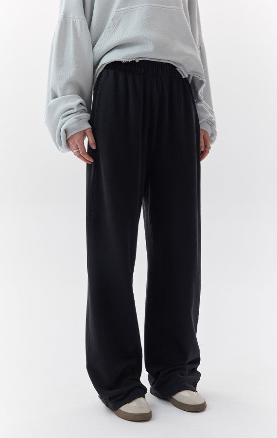 WOMEN'S SWEATPANTS