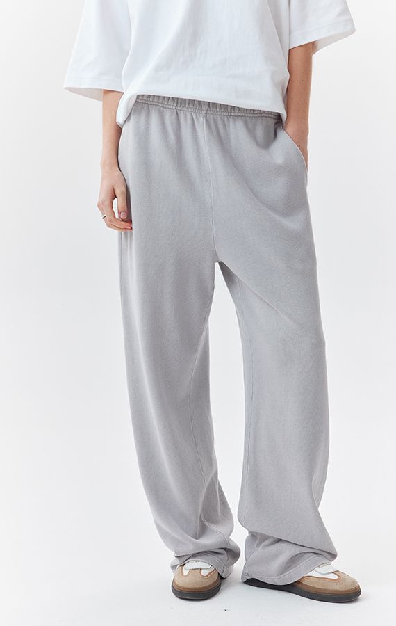 WOMEN'S SWEATPANTS