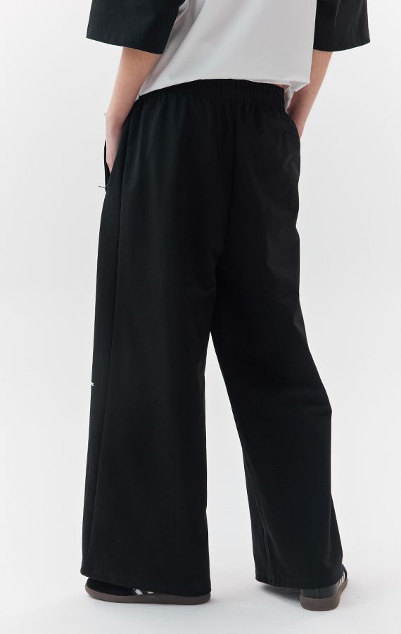WOMEN'S SWEATPANTS