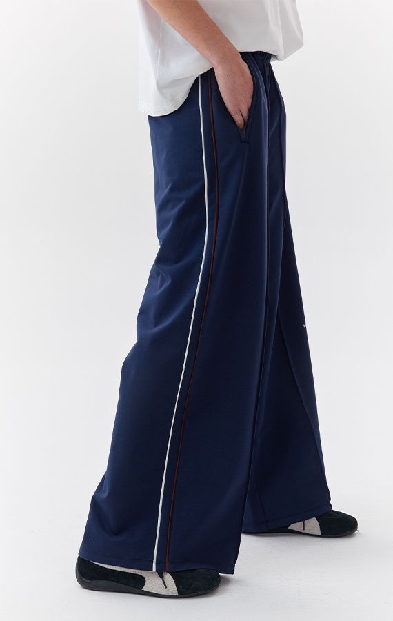 WOMEN'S SWEATPANTS
