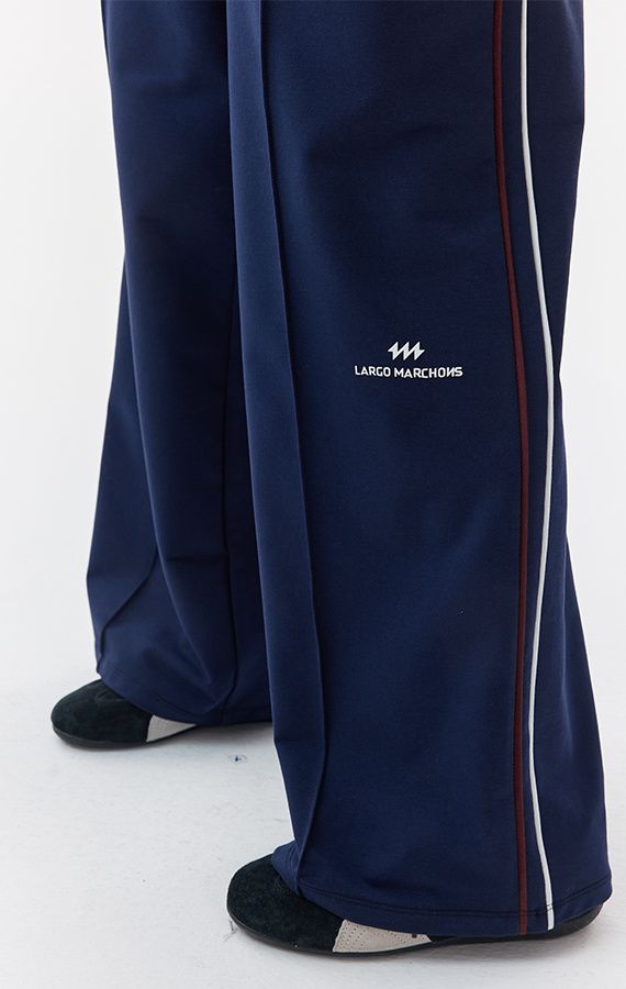 WOMEN'S SWEATPANTS