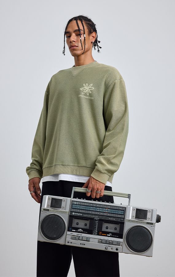 CREW NECK SWEATSHIRT